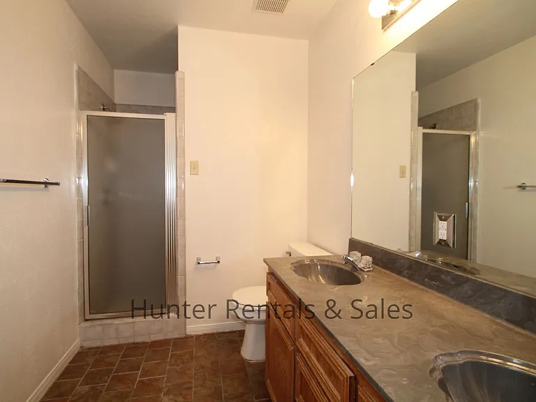 1012 Windy Hill Rd — Photo 17