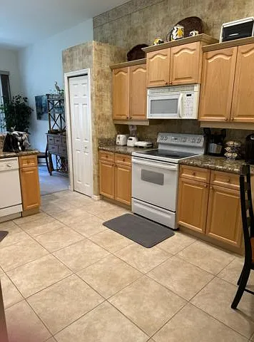 3607 Square West Ln — Photo 5
