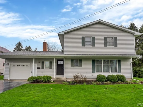 7 Park Ave, Oakfield, NY 14125