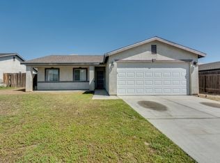 823 Royal Way, Bakersfield, CA