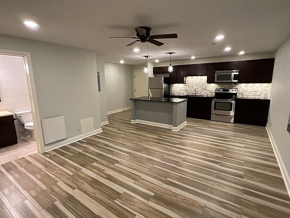 5th image of 1975 Wilson Ave #9