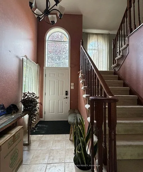 162 Boulding Ave — Photo 3