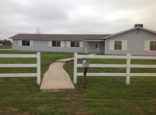 11455 E Ashlan Ave, Sanger, CA 93657