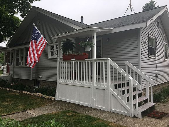 2nd image of 1179 S Shore Dr