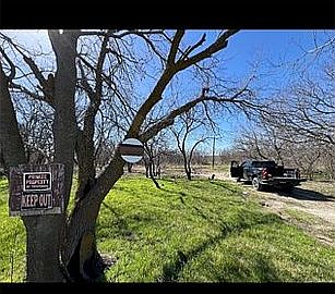 2nd image of 1717 Scoggins Rd