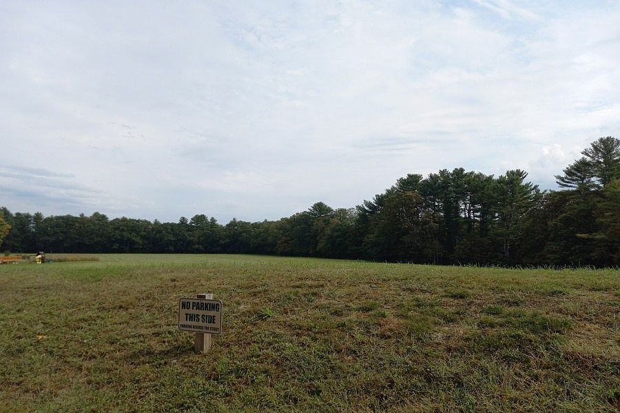 1st image of 525 Round Top Rd