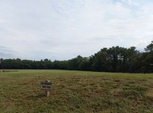 525 Round Top Rd, Burrillville, RI 02830