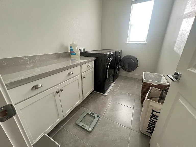 4570 Miner Dr — Photo 17