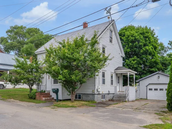 8 Vigue Street, Waterville, ME 04901