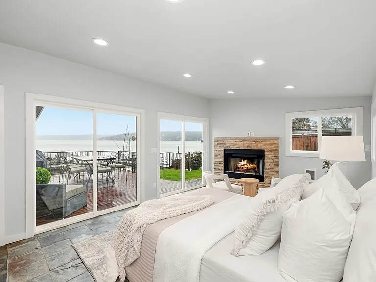 17714 SE 40th Pl — Photo 36