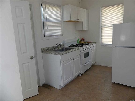 4th image of 309 Beach 73 St