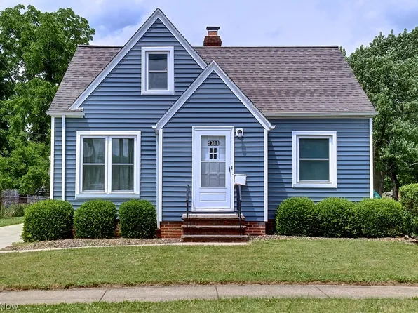 5708 Stickney Ave, Cleveland, OH 44144