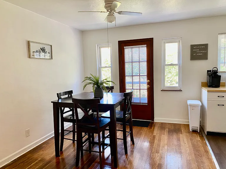 3512 Hazelwood Ave #4 — Photo 5