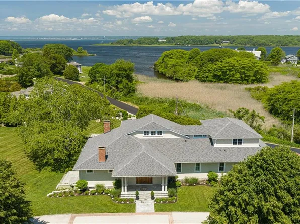 4 Foster Cove Rd, Westerly, RI 02891