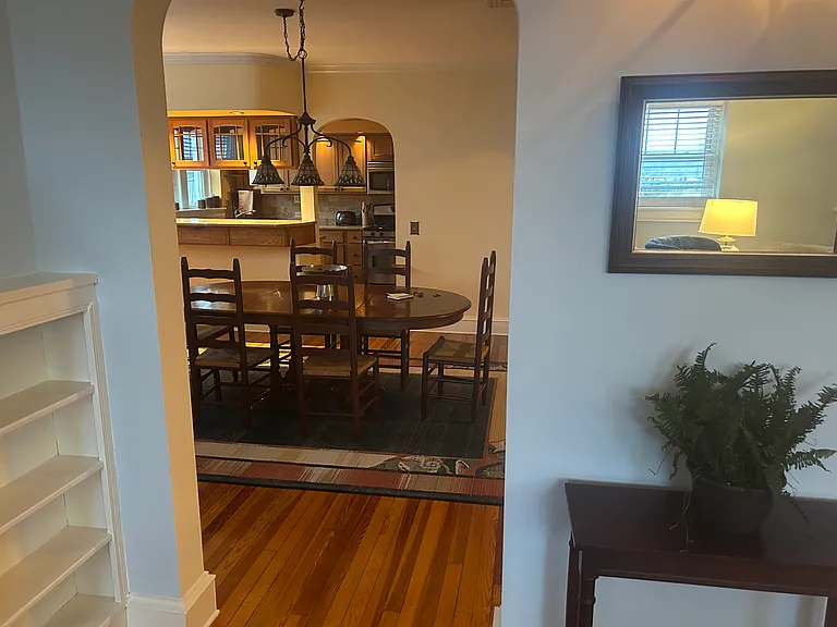 600 Clay Ave #4 — Photo 16