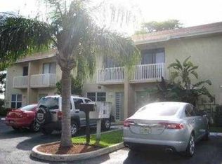 1917 NE 3rd St #8, Deerfield Beach, FL 33441