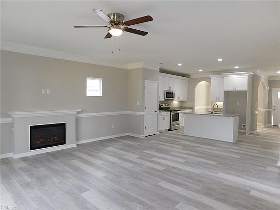 4th image of 436 E Gilpin Ave