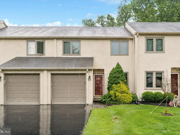 614 Hillcrest Ct, Media, PA 19063