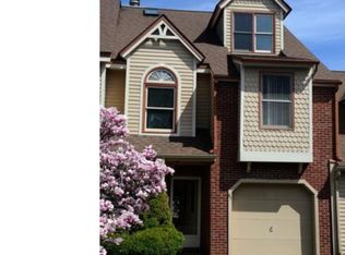 67 Main St, Chesterbrook, PA 19087