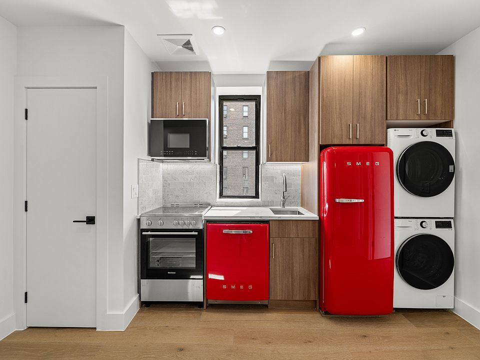 1st image of 236 W 15th St APT 55