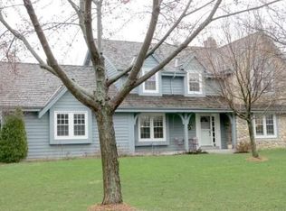 4660 Three Meadows Dr, Brookfield, WI 53005