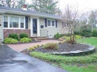 14 Rolling Rd, East Brunswick, NJ 08816