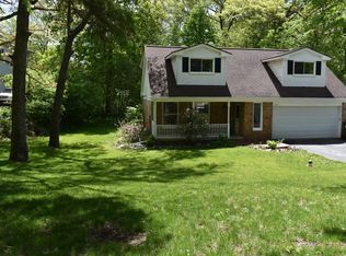 2657 Kathleen Dr, Brighton, MI