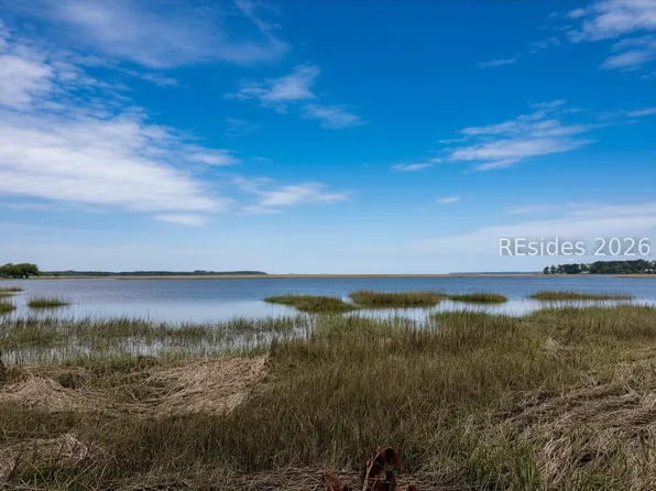 34 Creekmoor Ln, Seabrook, SC 29940