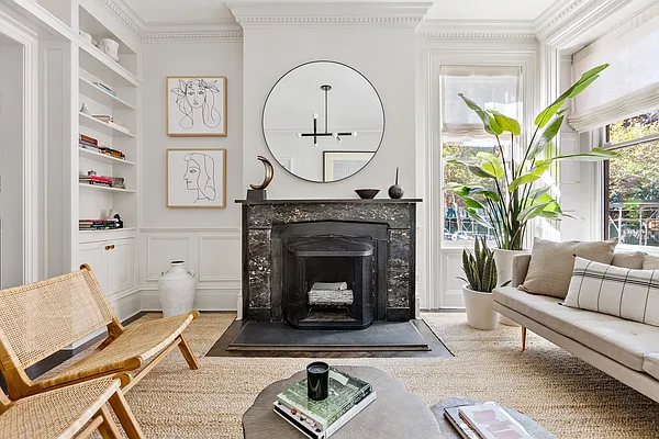 Sold by Compass | media 4