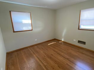 95 Indianwood Dr, Thornton, IL 60476