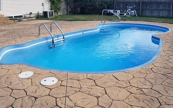 3rd image of 3097 Lindsay Ln