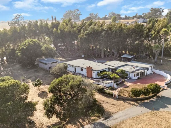 8841 Archer Rd, Salinas, CA 93907