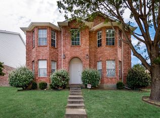 2030 Diamond Ridge Dr, Carrollton, TX 75010