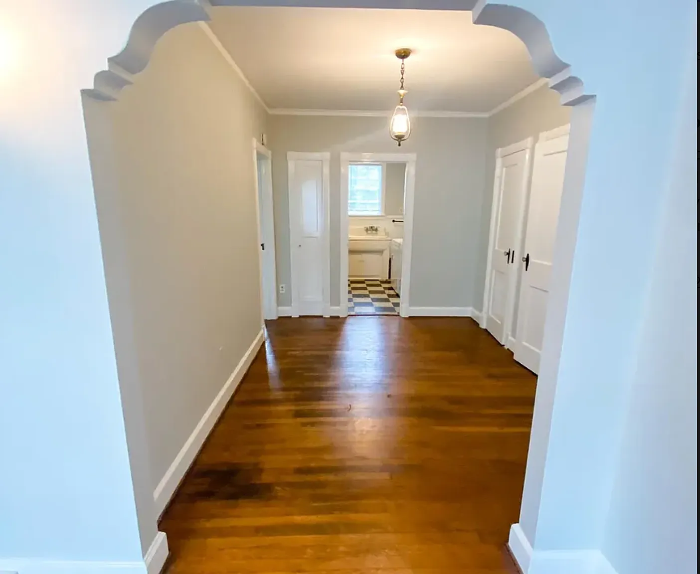 1 bed, 900 sqft, $1,500 — Photo 3