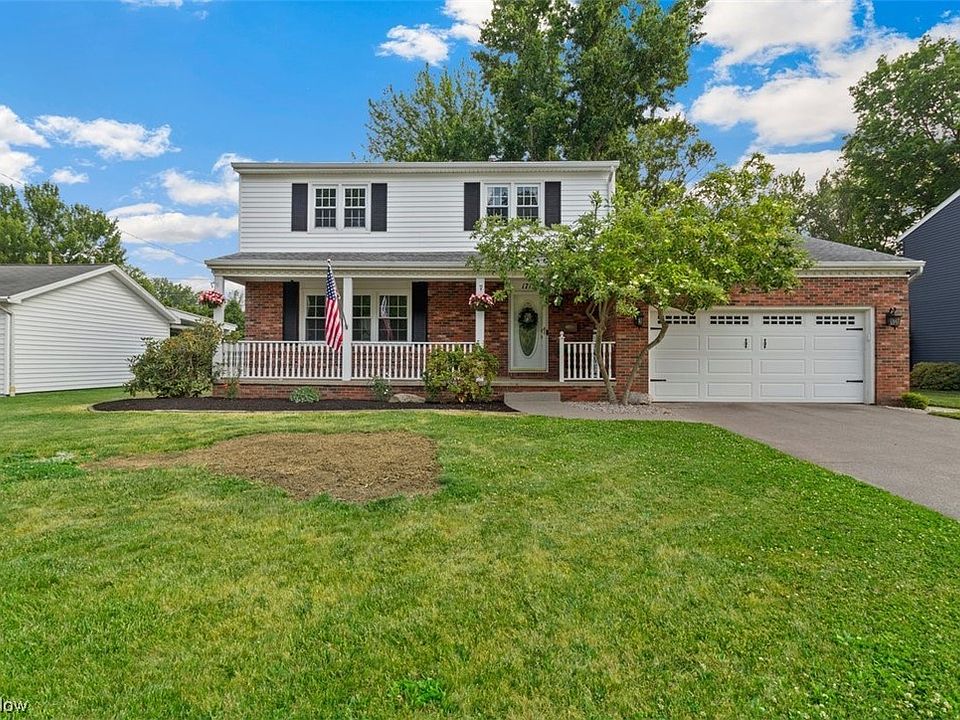 1st image of 1715 Emerald Dr