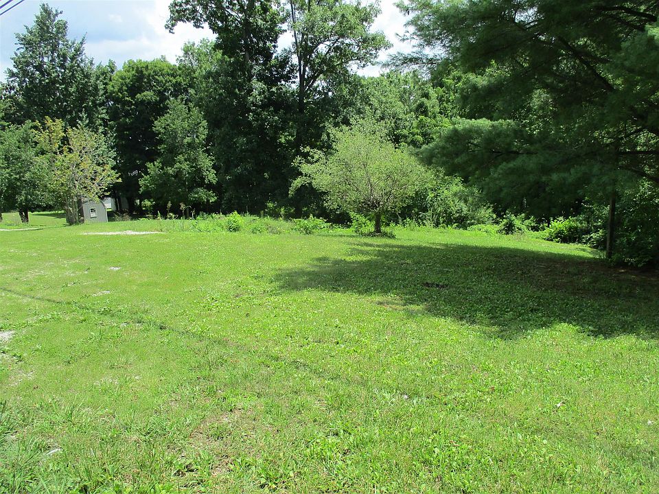 1st image of 30 Kingwood Dr