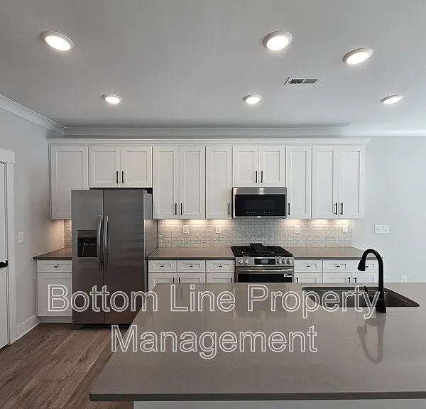111 Viburnum Rd — Photo 9