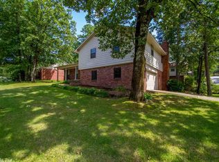 11709 Saint Charles Blvd, Little Rock, AR 72211