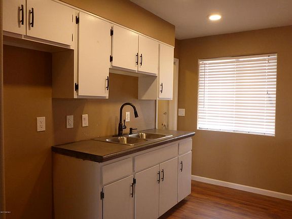 5th image of 3514 N Sharon Dr