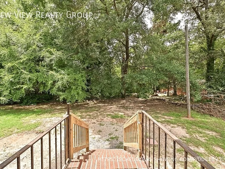 321 Hamilton Dr NE #1 — Photo 16