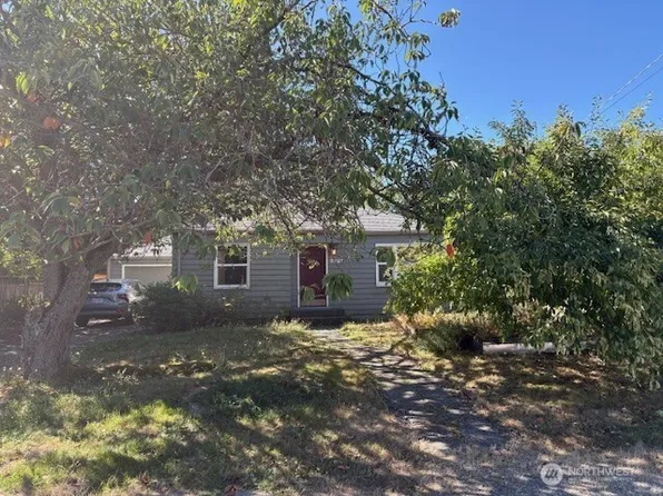 9227 Mary Avenue NW, Seattle, WA 98117