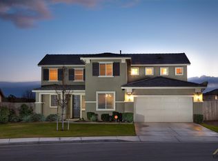 5605 Gozum Dr, Bakersfield, CA 93313