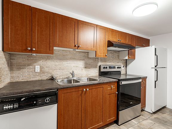 2nd image of 261 Osborne Rd E