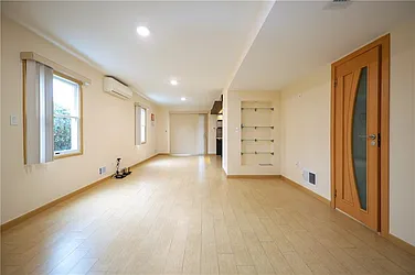 Sold by Momentum Real Estate LLC