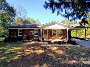 1240 Pell Dr, Lincolnton, NC 28092