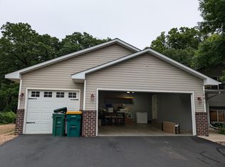 1061 Meadow St, Cologne, MN 55322