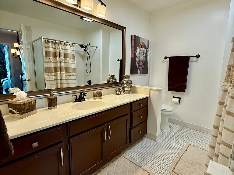 259 Doral Ct #6 — Photo 13
