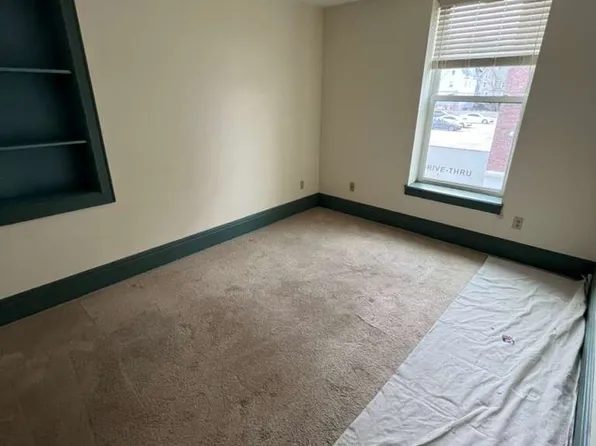 500 Howe Ave APT 301, Shelton, CT 06484