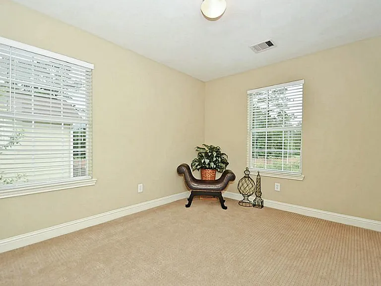 12225 Medina Lake Dr — Photo 21
