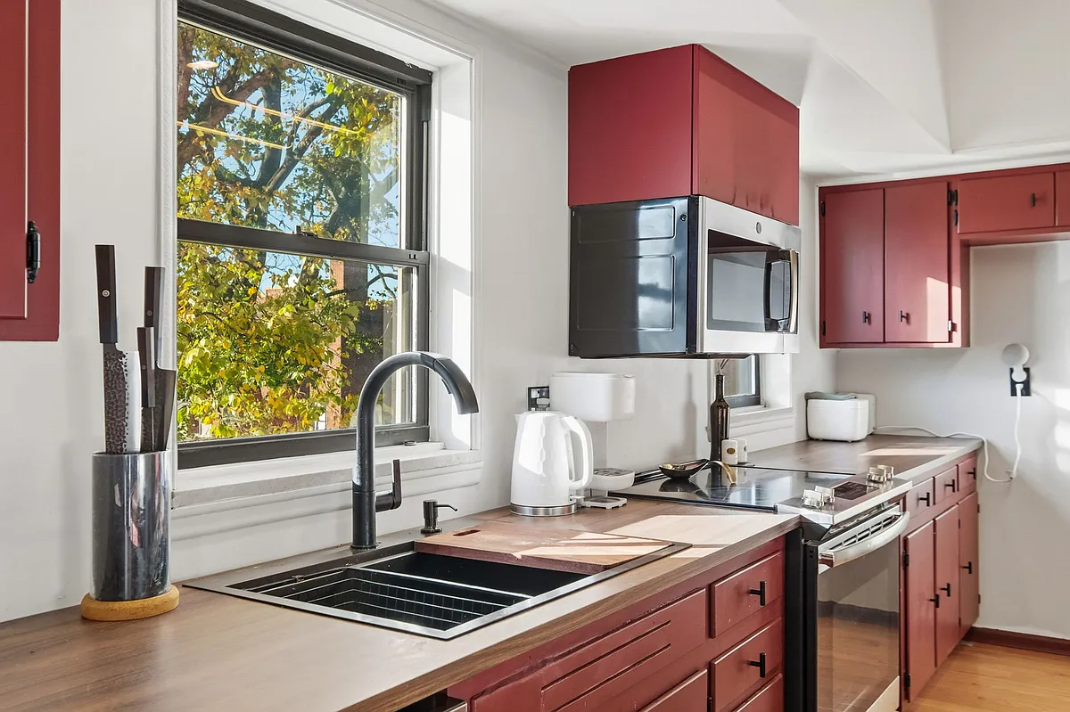 Building Photo - 440 Ormsby Ave #A